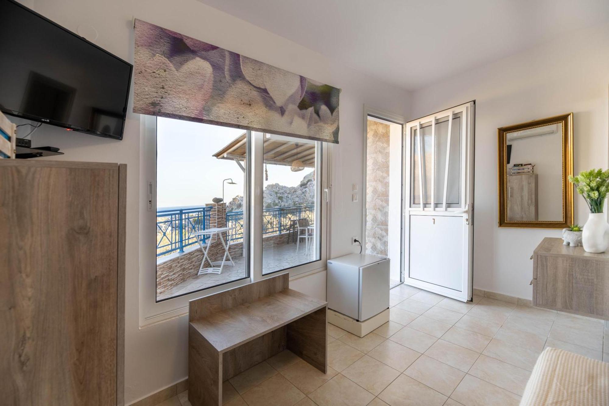 Aperanto Galazio Apartment アルハンゲロス エクステリア 写真